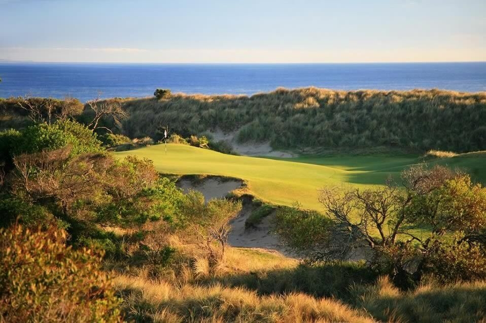 Barnbougle Dunes by Gary Lisbon